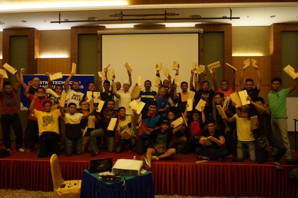 Team Building - Antah Schindler (Nov 2015)
